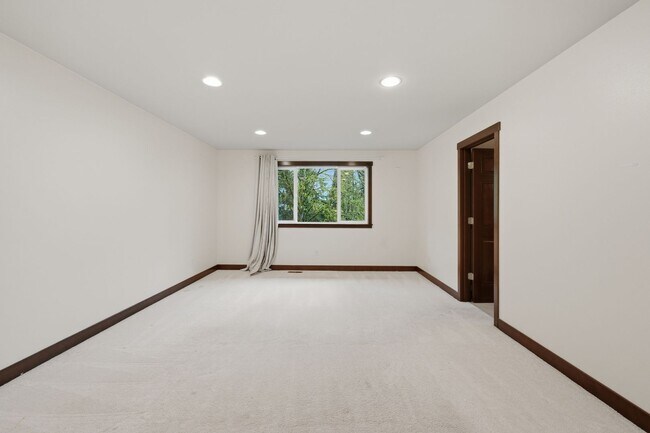 Building Photo - Stunning Finn Hill Retreat — Space, Style & Privacy