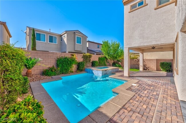 Building Photo - 837 Bogey Fairway Ct