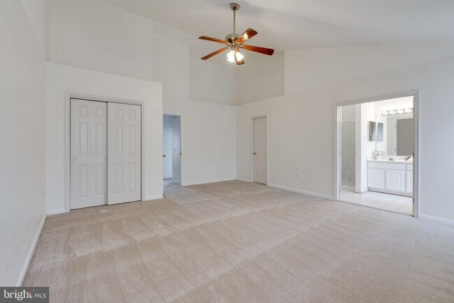 Building Photo - 5136 Ballycastle Cir