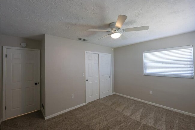 Building Photo - 220 Talley Dr