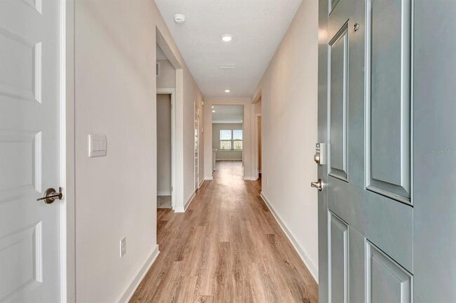 Building Photo - 18303 Wheathouse Pl