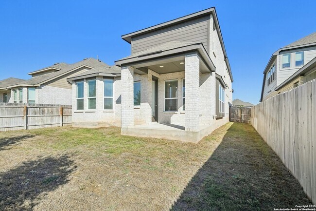 Building Photo - 10833 Coppola