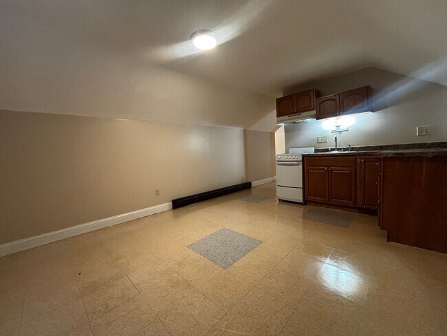 Building Photo - 27-29 Linda Ave.