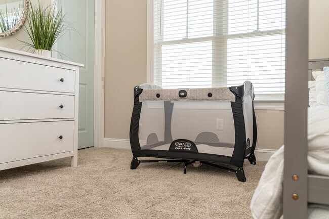 Building Photo - 103 S 13th St