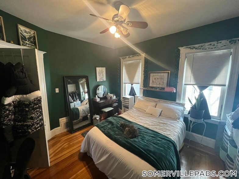 Building Photo - 294 Highland Ave