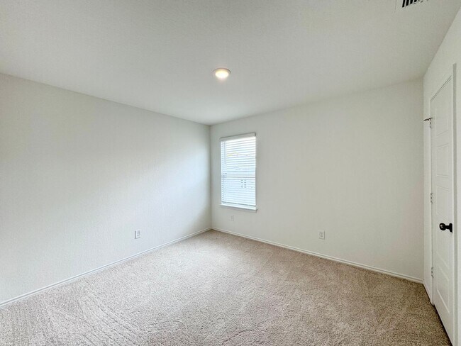 Building Photo - 4089 Lily Glade Ln