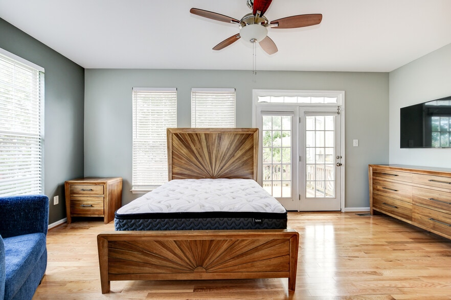 (Bedroom 2, second floor/secured, $1300/month) - 4113 Windflower Way