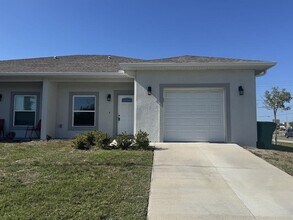 Building Photo - 10524 Pendleton Ave