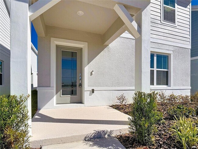 Building Photo - 2241 Southbury Dr