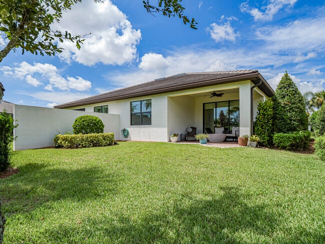 Building Photo - 4448 Beauty Leaf Cir