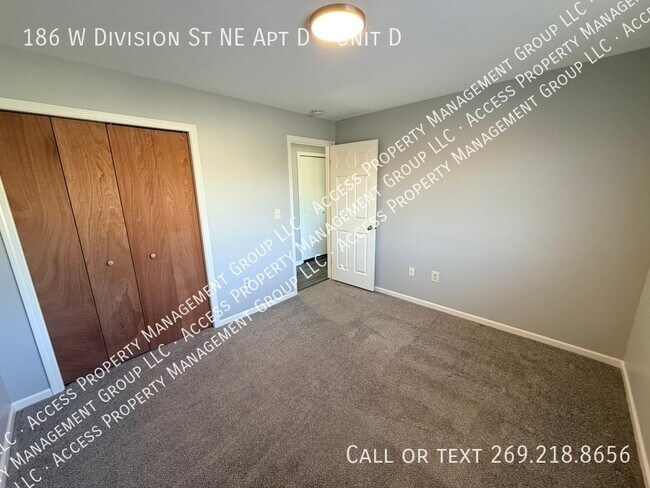 Building Photo - 186 W Division St NE