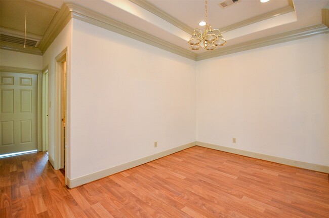 Building Photo - 1414 Southwick St