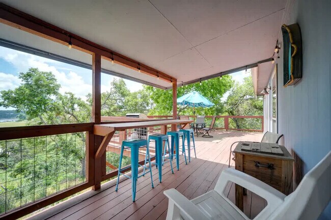 Building Photo - 1288 Canyon Springs Dr