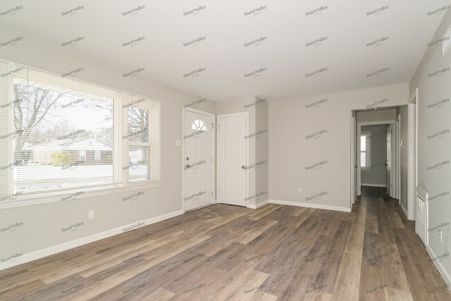 Building Photo - 1220 St Bernadette Ln