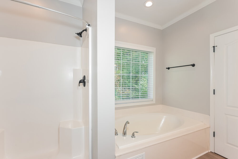 Building Photo - 3706 Weeping Way SW