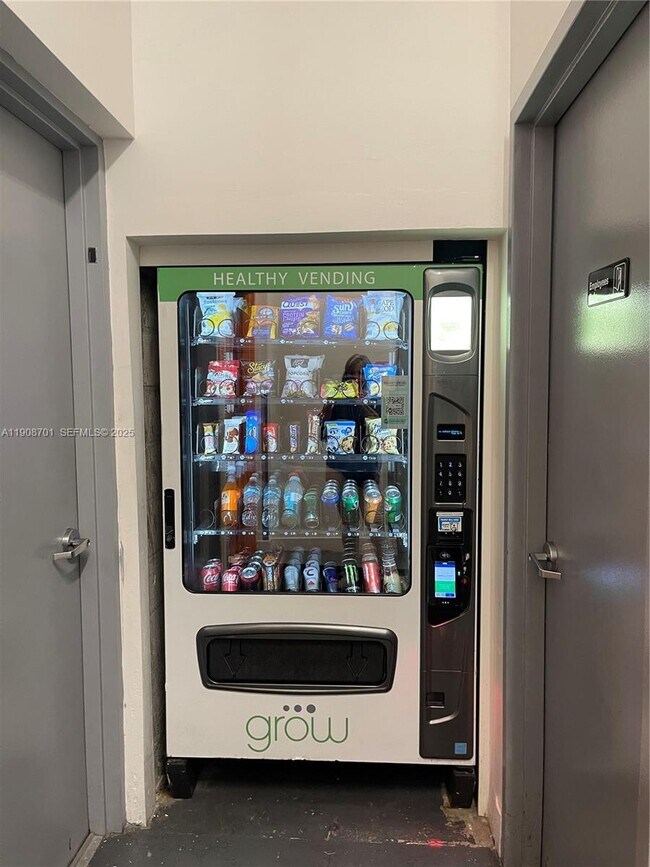 Building Photo - 31 SE 6th St