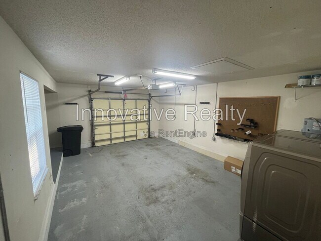 Building Photo - 110 Cobblestone Way