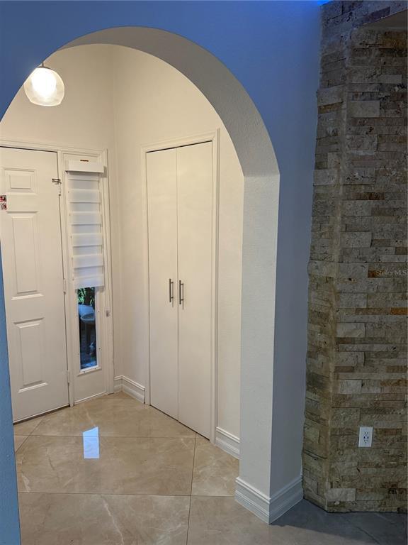 Building Photo - 314 Regency St