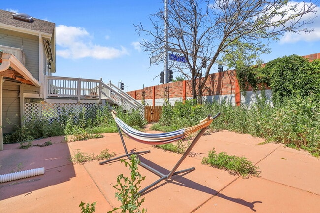 Building Photo - $3,195 - 4 Bed, 2 Bath Home in Broomfield ...