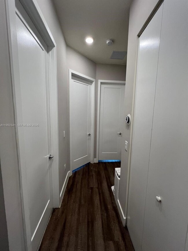 Building Photo - 10355 NW 66th St