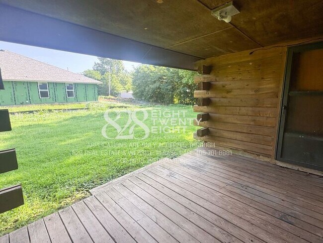 Building Photo - *AVAILABLE NOW!* 2 BED/1 BATH COZY LOG CABIN DUPLEX IN NOBLE, OK!