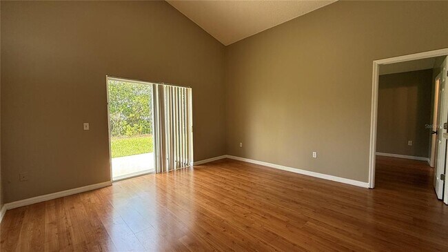 Building Photo - 2406 Violet Ct