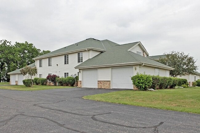Building Photo - INMAN ESTATES