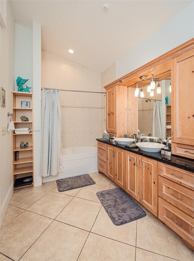 Building Photo - 302 Balboa St