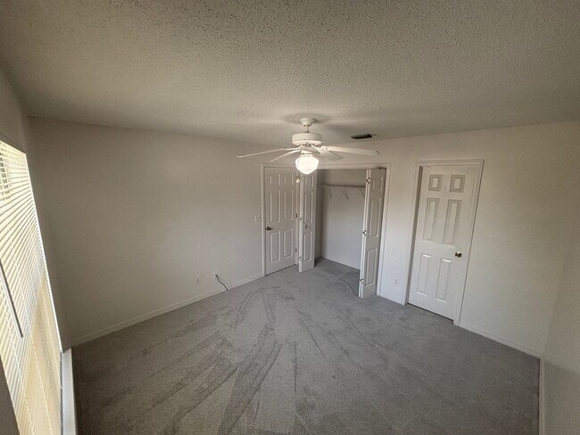 Building Photo - 565 Florosa Ct