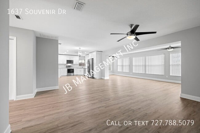 Building Photo - 1637 Souvenir Dr