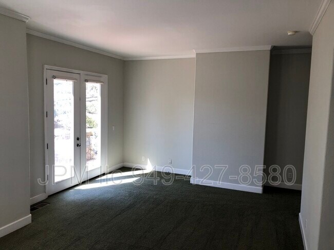 Building Photo - 3000 Granite Pointe Dr