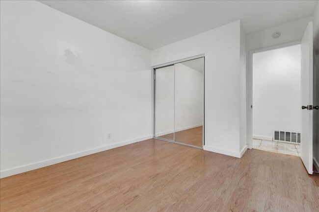 Building Photo - Three bedroom Carmel Home near ocean - Early May