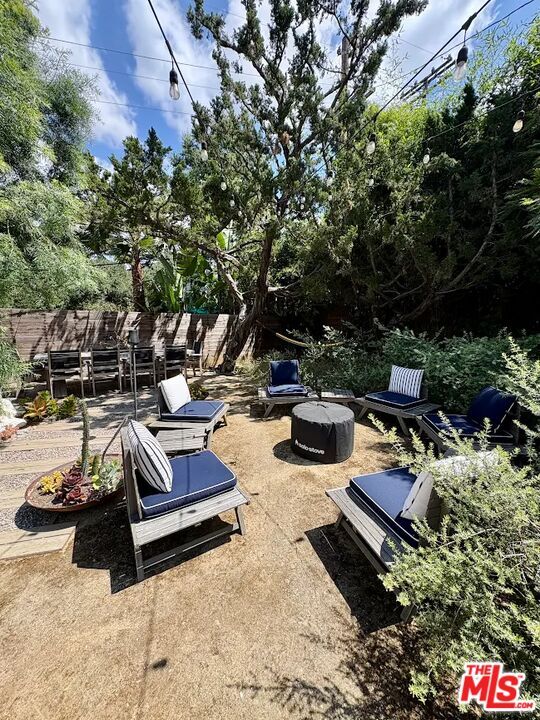 Building Photo - 1410 Dartmouth Dr