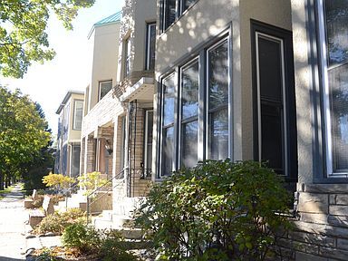 Primary Photo - Victoria Apartments