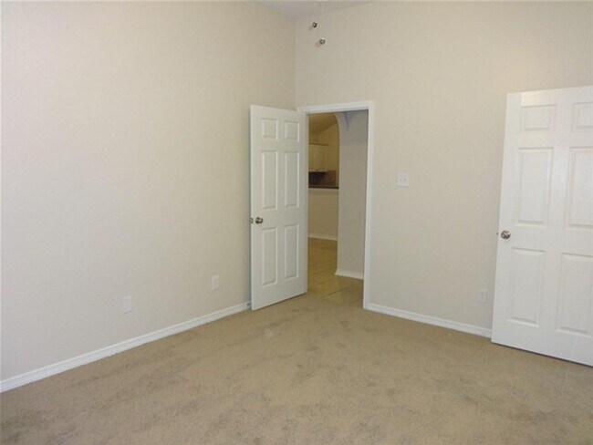 Building Photo - 4719 Brazos Point Ln