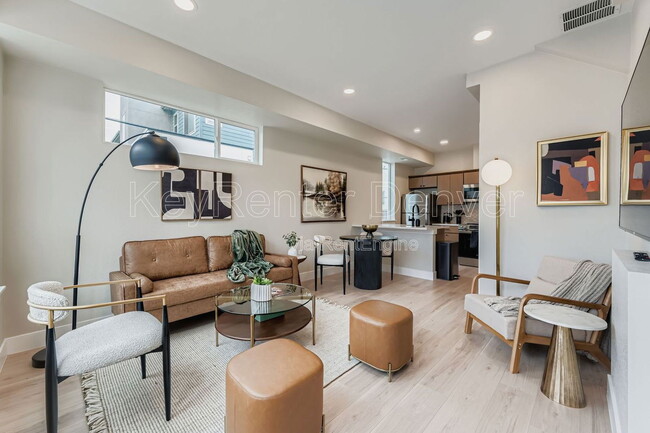 Building Photo - 4100 E Warren Ave