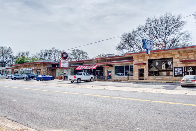 Building Photo - 486 High Point Terrace