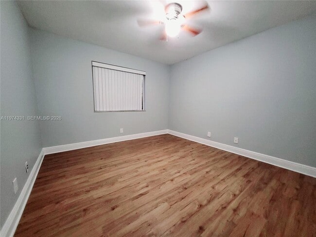 Building Photo - 13907 SW 93rd Ln