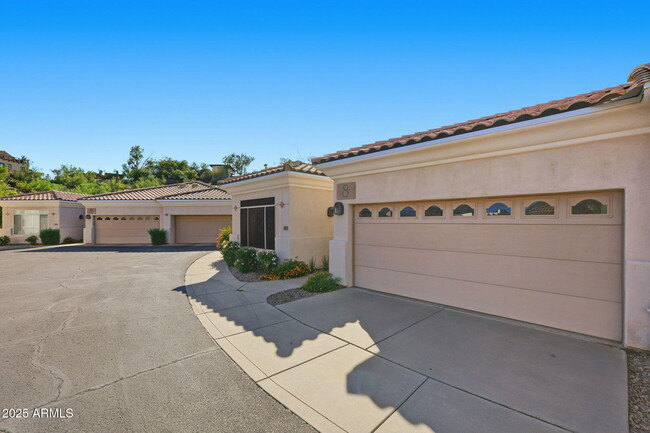 Building Photo - 1747 E Northern Ave