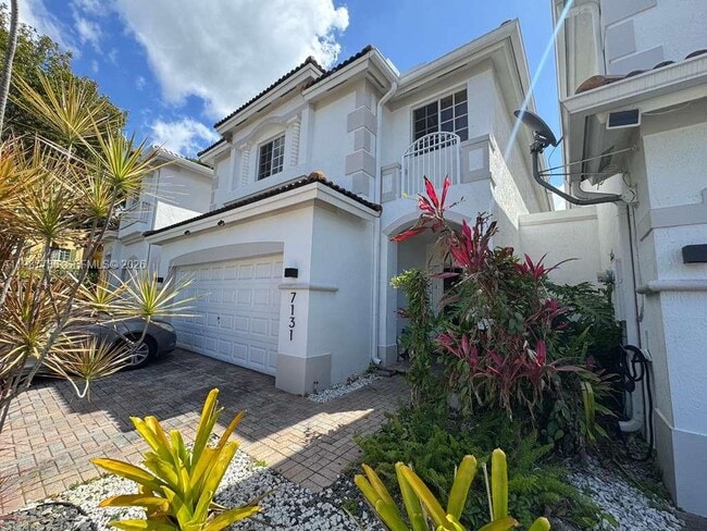 Building Photo - 7131 NW 114th Ct