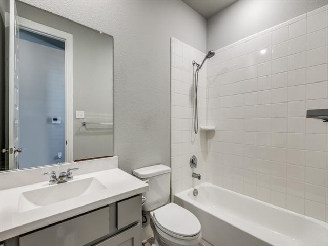 Building Photo - 2113 Terry Ave