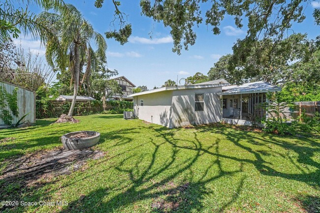 Building Photo - 1276 Gary Dr