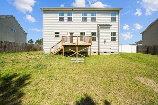 Building Photo - Gorgeous 3 Bed 2.5 Bath Home in Lexington Plantation