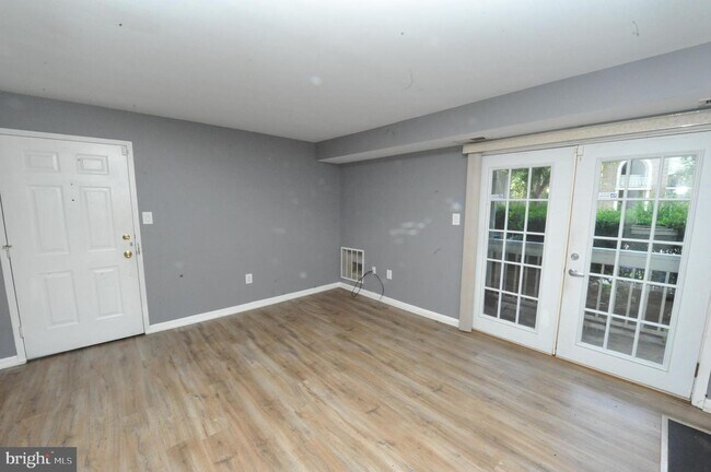 Building Photo - 5707 Olde Mill Ct