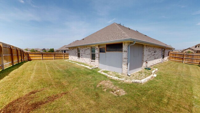 Building Photo - CHECK OUT THIS 4 BEDROOM, 2 BATH, 3 CAR GARAGE HOME IN HARKER HEIGHTS!