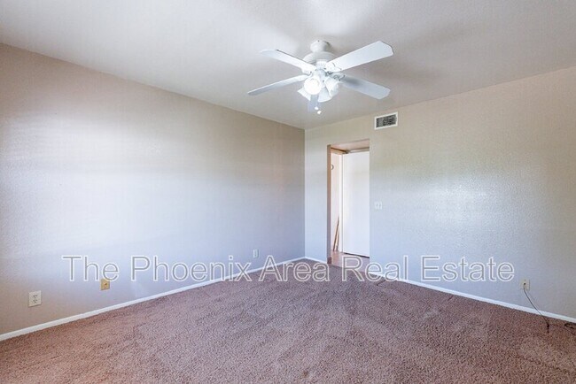 Building Photo - 16657 E Gunsight Dr