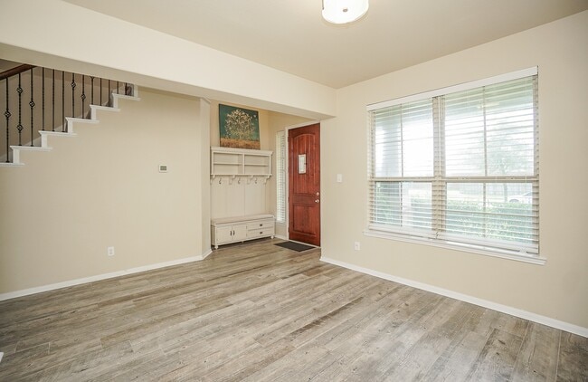 Building Photo - 9506 Bonbrook Bend Ln