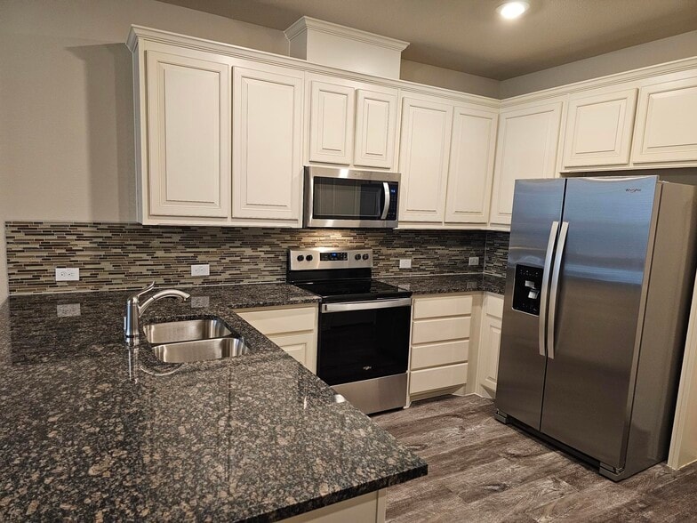 Building Photo - 3405 Solana Cir