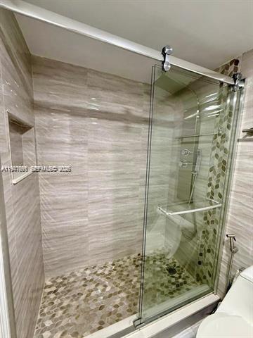 Building Photo - 18051 Biscayne Blvd