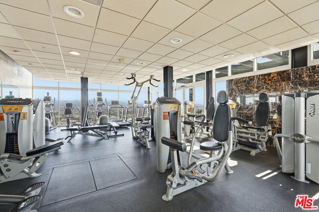 Building Photo - 3810 Wilshire Blvd